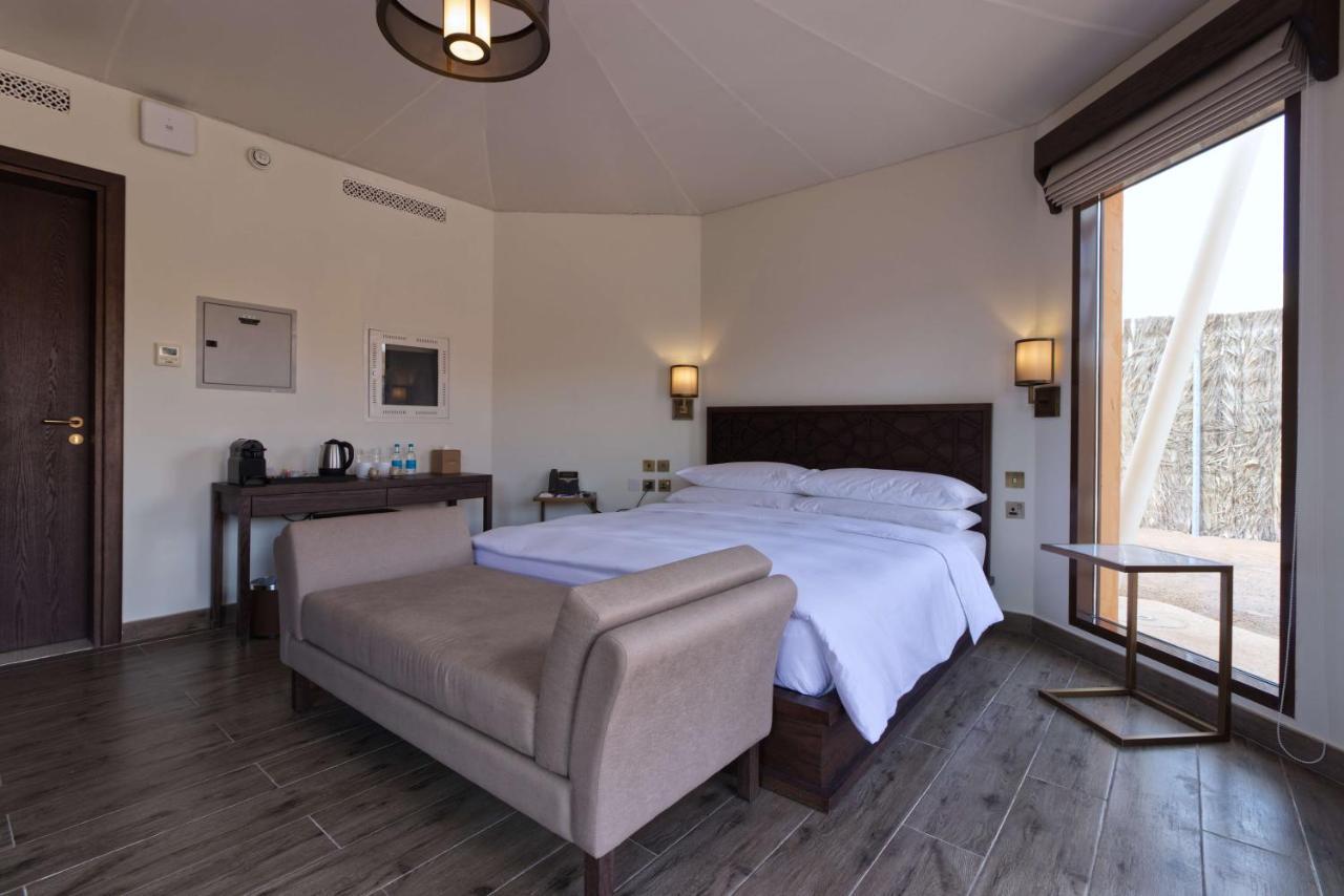 Hotel Al Badayer Retreat By Sharjah Collection Margham Zewnętrze zdjęcie A bedroom at the resort