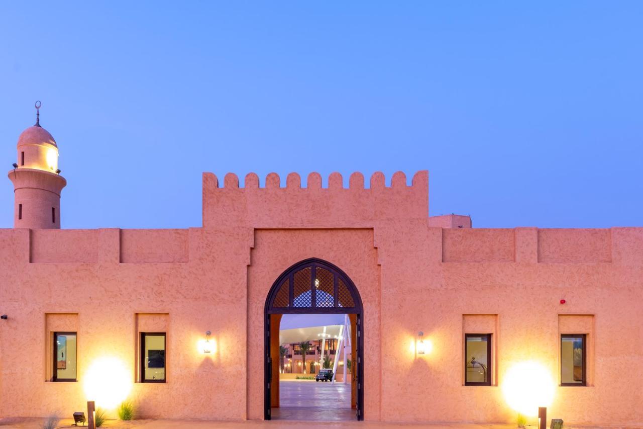 Hotel Al Badayer Retreat By Sharjah Collection Margham Zewnętrze zdjęcie The entrance to the hotel